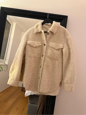 Esprit Jacke Teddy Bild 3