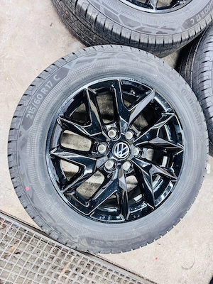 VW 17 Zoll Alufelgen 5Q0601027N + Continental 215 60 R17C Bild 9