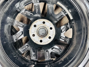 VW 17 Zoll Alufelgen 5Q0601027N + Continental 215 60 R17C Bild 10