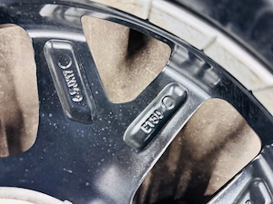 VW 17 Zoll Alufelgen 5Q0601027N + Continental 215 60 R17C Bild 4