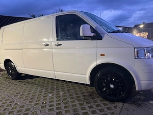 Volksfagen T5 Transporter Bild 8