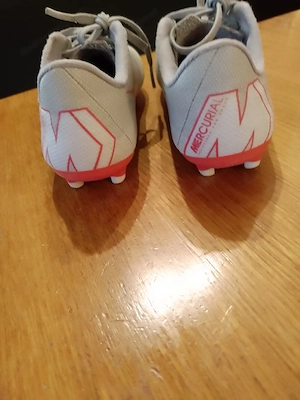 Kinder Fußballschuhe gratis  Bild 2