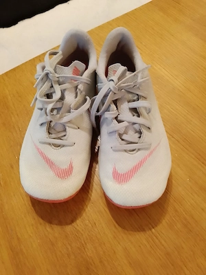 Kinder Fußballschuhe gratis  Bild 3