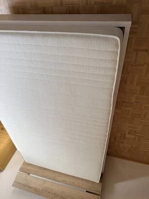 Modernes Bett 120x200 mit Lattenrost & Matratze   wie neu Bild 3