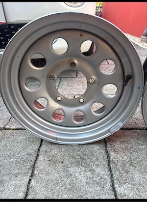 Stahlfelgen Suzuki Jimny Bild 3