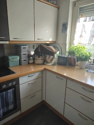 Komplette Küche im U-Format Bild 4