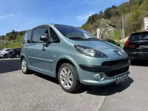 Peugeot 1007 Bild 2