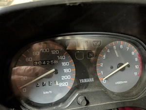 YAMAHA Diversion 600 - 4 Zylinder - Motorrad  Bild 3