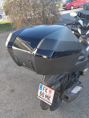 Honda Forza 300 Bild 4