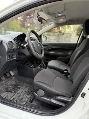 Mitsubishi Space Star Space Star 1,0 MIVEC Inform AS *Erstbesitz* Bild 8