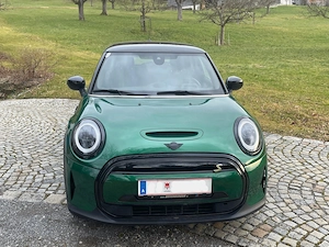 Voll elektrischer MINI Cooper SE   Leasingübernahme   Laufzeit bis November 2027 Bild 2