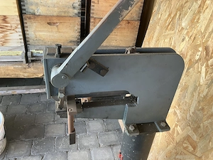 Hebel-Lochstanze Bild 2