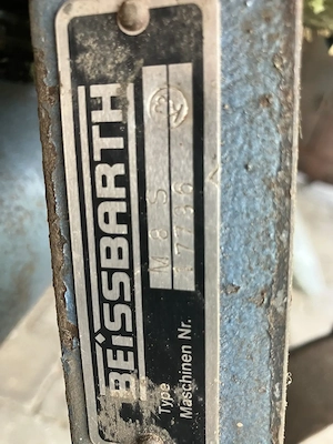 Reifenmontiermaschine Bild 4