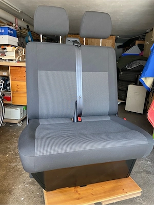 Doppelsitzbank VW T6.1 Transporter,  Bild 3