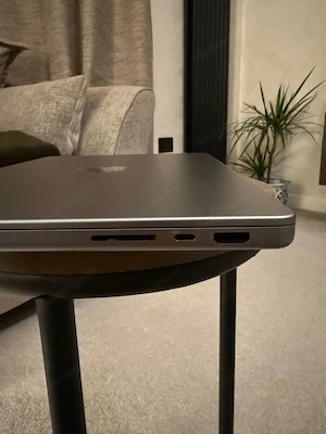 MacBook Pro M1 14 Zoll, 32 GB, in sehr gutem Zustand Bild 2