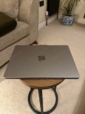 MacBook Pro M1 14 Zoll, 32 GB, in sehr gutem Zustand Bild 3