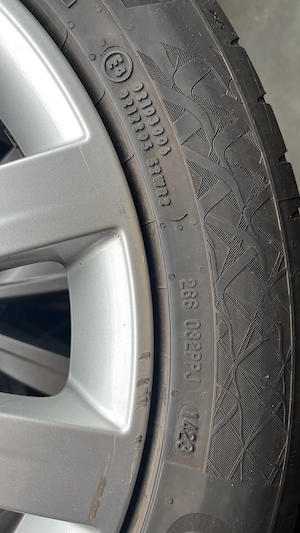 VW Sommerreifen Bild 2