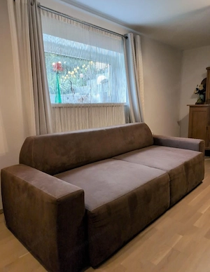 Sofa mit Staukasten Bild 2