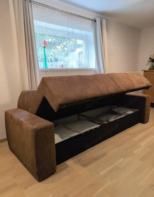 Sofa mit Staukasten Bild 3