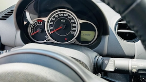 Mazda 2  1,3 Mirai  - nur 45.000km - Erstbesitz - sehr gepflegt - unfallfrei - ideales Anfängerauto Bild 6