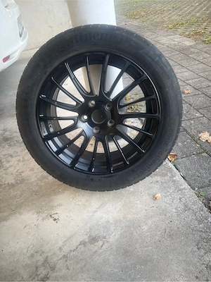17 Zoll Alufelgen 5x114,3 Continental 215 55 R17 Top Zustand Bild 4
