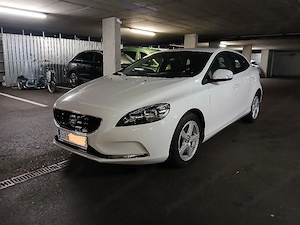 Volvo V40 T2 1.6 Benziner