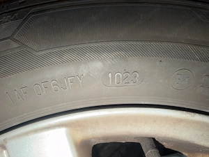 185 60 15 für vw polo gute S.reifen mit alu felgen Bild 2