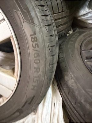 185 60 15 für vw polo gute S.reifen mit alu felgen Bild 4