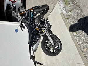 Rieju MRT 50 All Black Bild 2