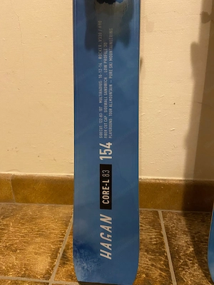 Tourenski Ausrüstung: Ski, Fell und Skischuhe  Bild 2