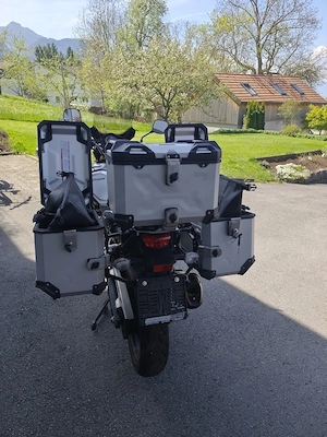 Suzuki V-Strom DL1000 Bild 10