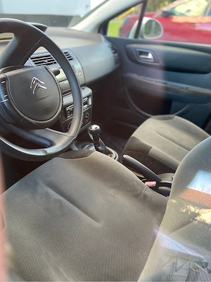 Citroen C4 Limousine Bild 3