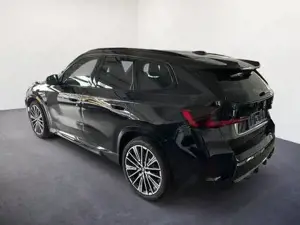 BMW X1 xDrive Aut. 20d M-SPORT PRO/RFK/AHK/PANO-DA/ 120 kW (163 PS), Automatik, Allrad Bild 4