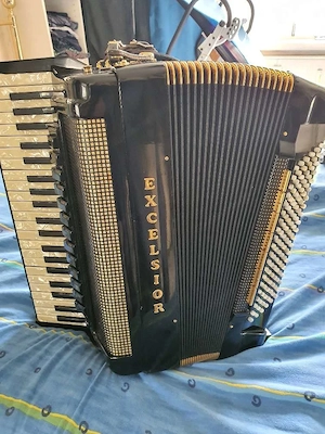 Profi-Akkordeon Excelsior AC Gold Bild 3