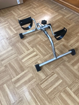 Fitnessgerät, Senioren Hometrainer Bild 2