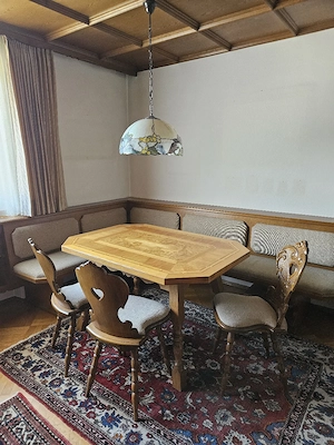 Montafonertisch massiv mit Intarsien