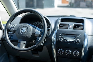 Suzuki SX4 1,6 Allrad  Bild 4