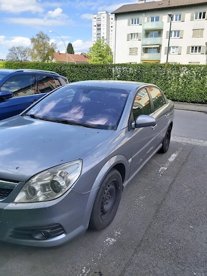 Opel Vetra  1.9 CDTI ohne Vhb Bild 2