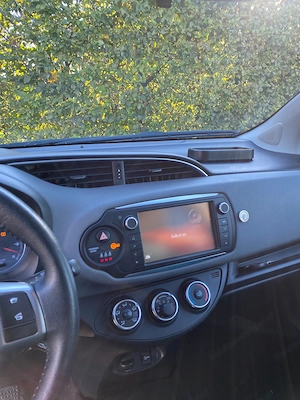 Toyota Yaris 1,0 VVT-i Active Active Bild 4