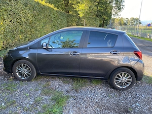 Toyota Yaris 1,0 VVT-i Active Active Bild 5