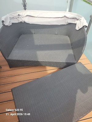 Verkaufe Rattanliege Bild 3