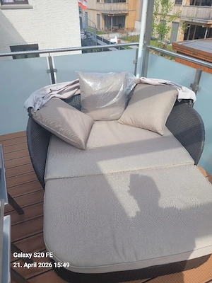 Verkaufe Rattanliege Bild 4