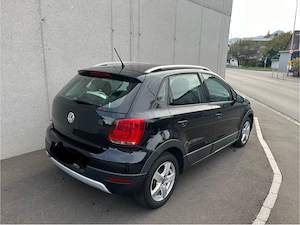 VW Cross Polo schwarz Bild 3