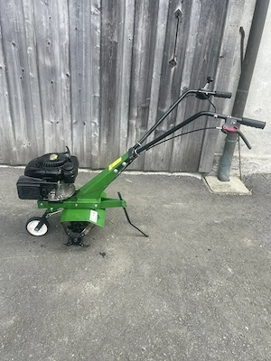 OKAY Motorhacke an Bastler abzugeben