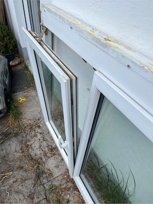 Gebrauchtes PVC-Fenster Bild 2