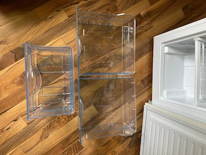 Kleiner Gefrierschrank mit 3 Schubladen   voll funktionstüchtig Bild 5