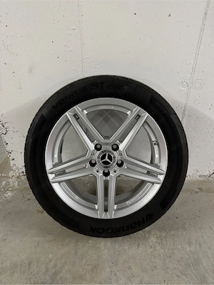 Original Mercedes Alufelgen 17 Zoll + Hankook Sommerreifen   WIE NEU Bild 5