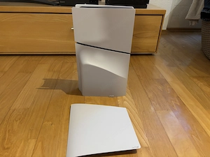 Playstation 5 Konsole mit CD-Laufwerk und Rennspiel neuwertig zu verkaufen Bild 7