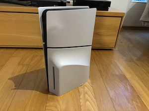 Playstation 5 Konsole mit CD-Laufwerk und Rennspiel neuwertig zu verkaufen Bild 4