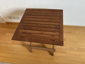 Beistelltisch aus Holz Bild 2